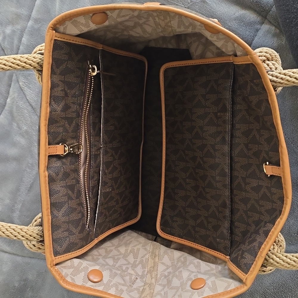 Michael Kors Rope Handle Bag - Picture 2 of 3